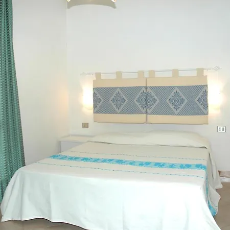 La Conchiglia Me Villa San Teodoro  Exterior photo